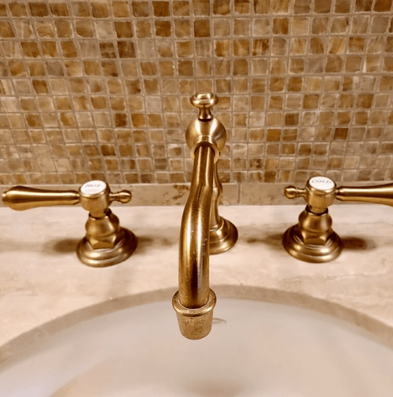 Faucet repair in Woodcreek TX